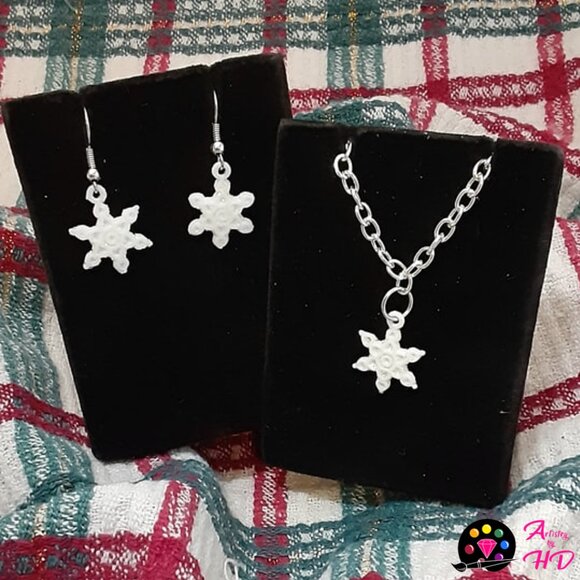 Enchanting Winter Wonderland Set Handmade Necklace & Earrings Set - Picture 1 of 4